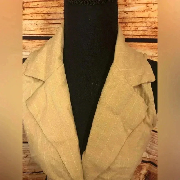 VENUS Tan Crop Sleeveless Top size 6 - Picture 5 of 15